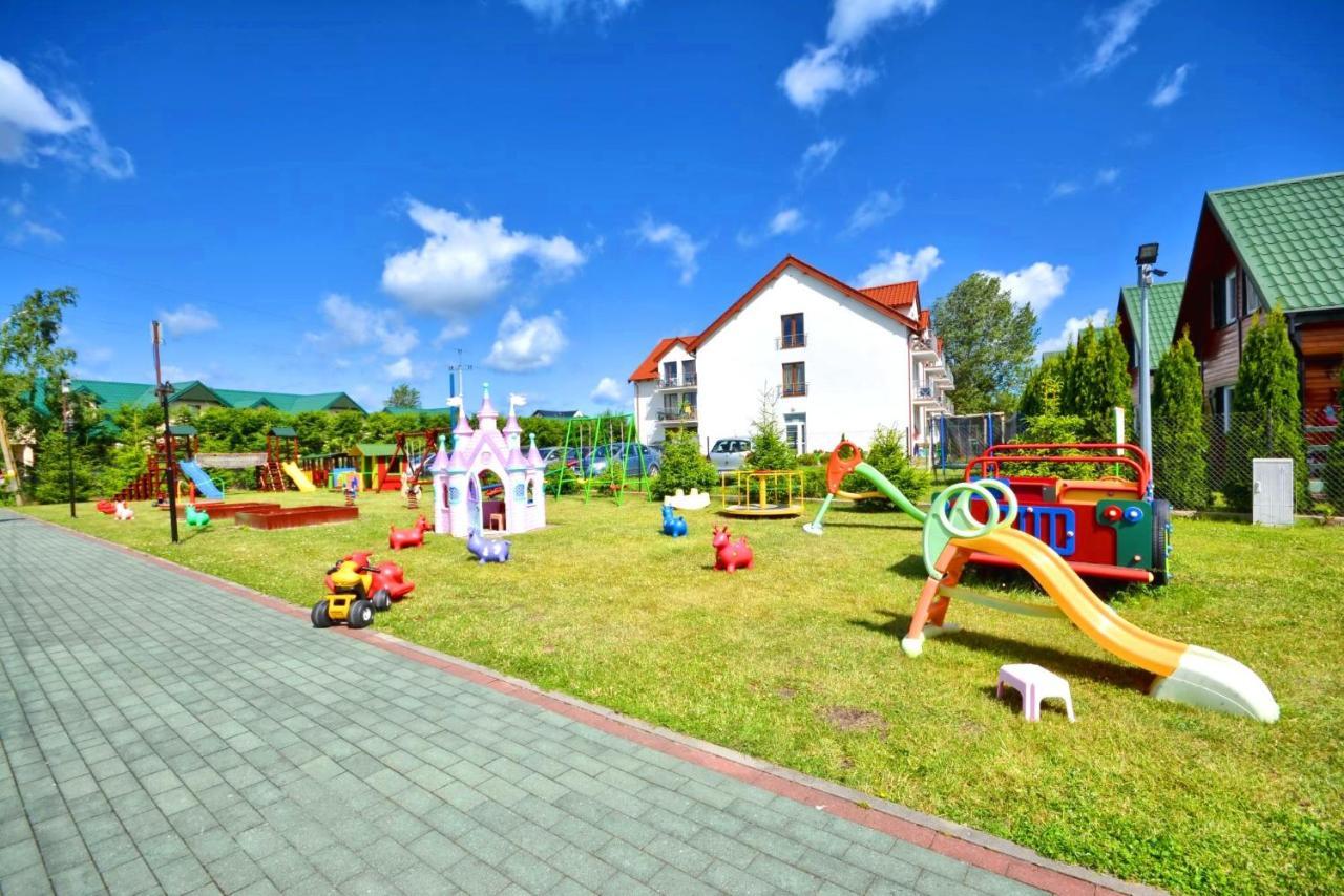 Duet II Hotel Karwia Exterior foto