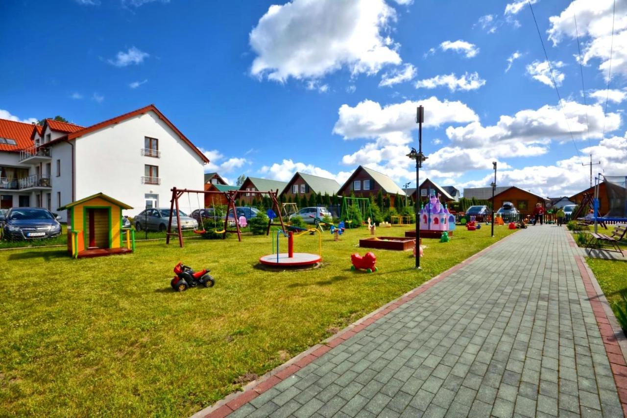 Duet II Hotel Karwia Exterior foto